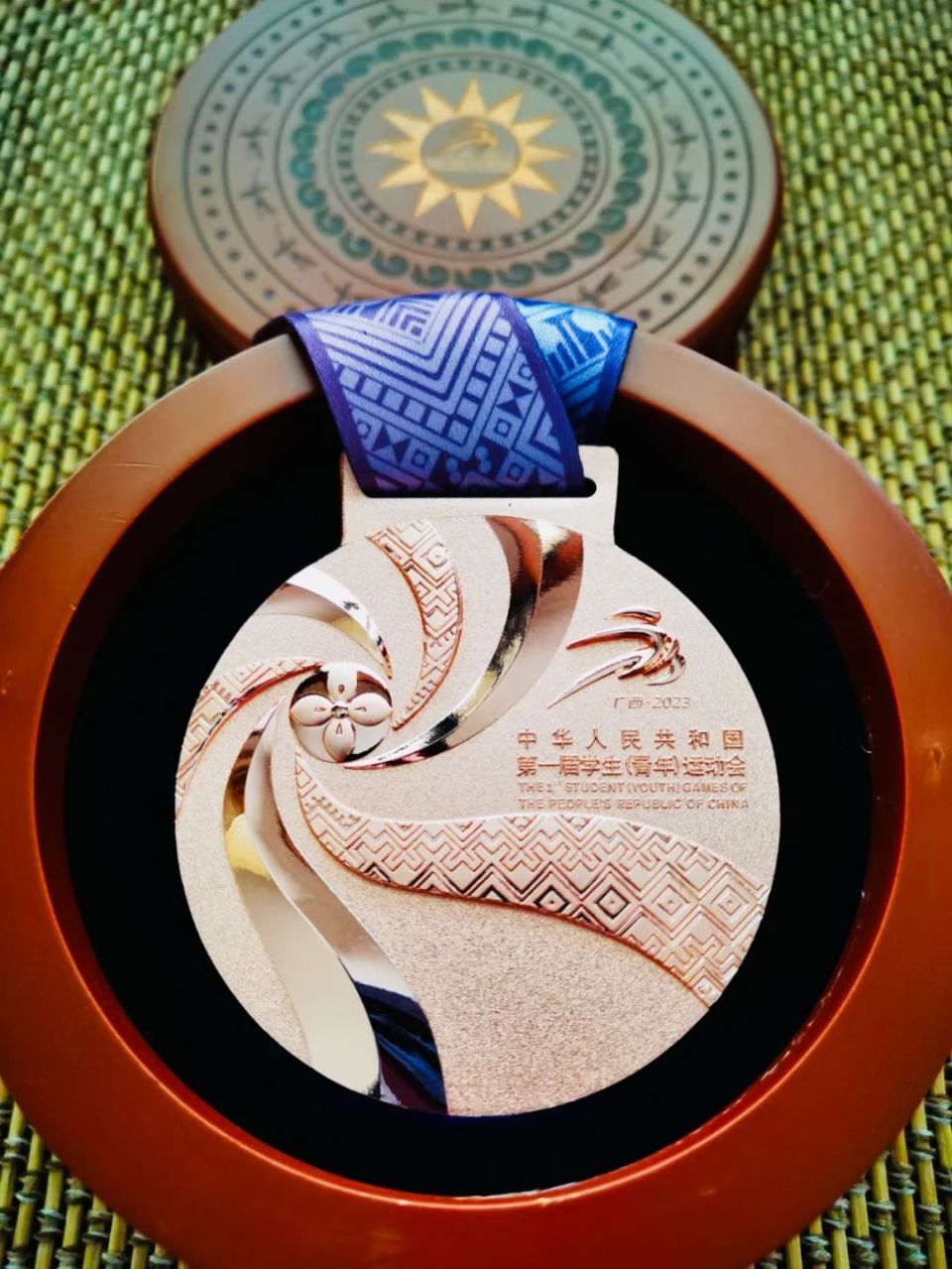 大洋洲运动员勇夺奖牌，斩获胜利