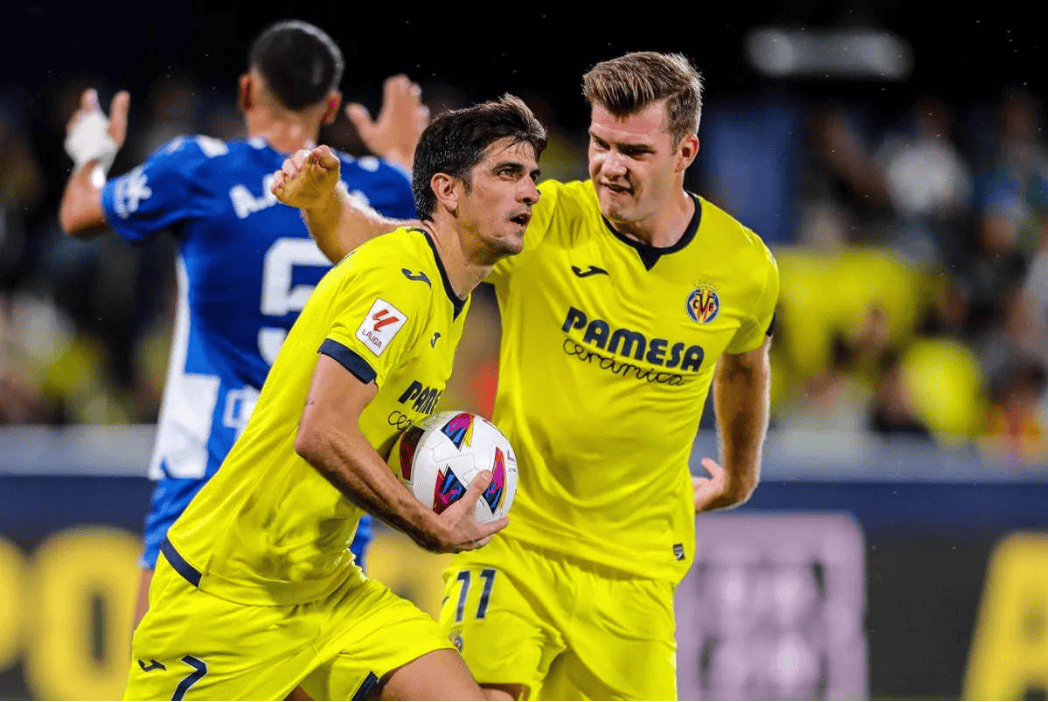 aoa体育活动-比利亚雷阿尔主场取胜，小组赛保持不败