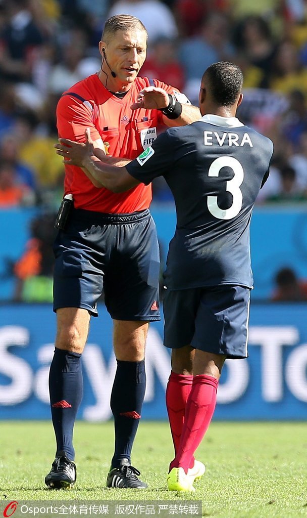 包含阿根廷篮球联赛揭幕，布宜诺斯艾利斯黑豹迎战玻璃大都会的词条