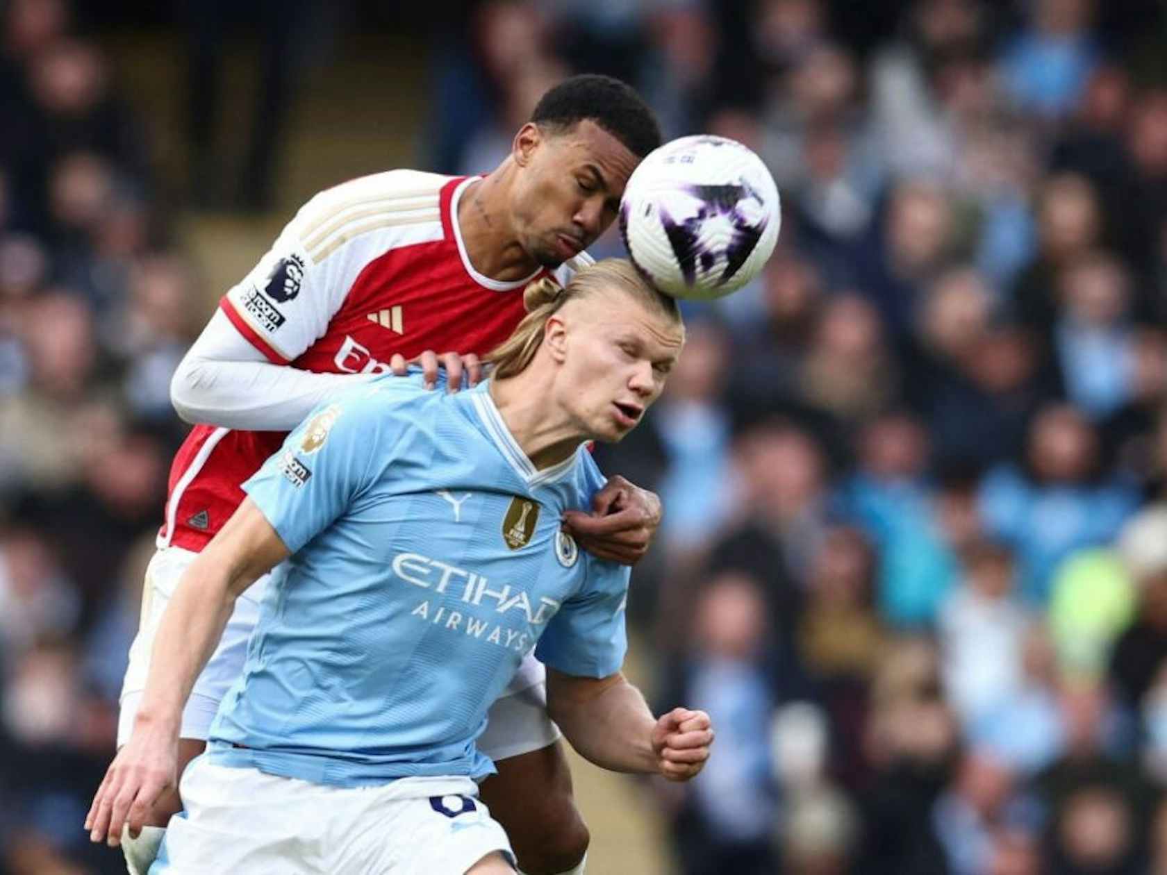 aoa体育课程-包含曼城前锋连续进球，球队追赶积分榜领头羊的词条