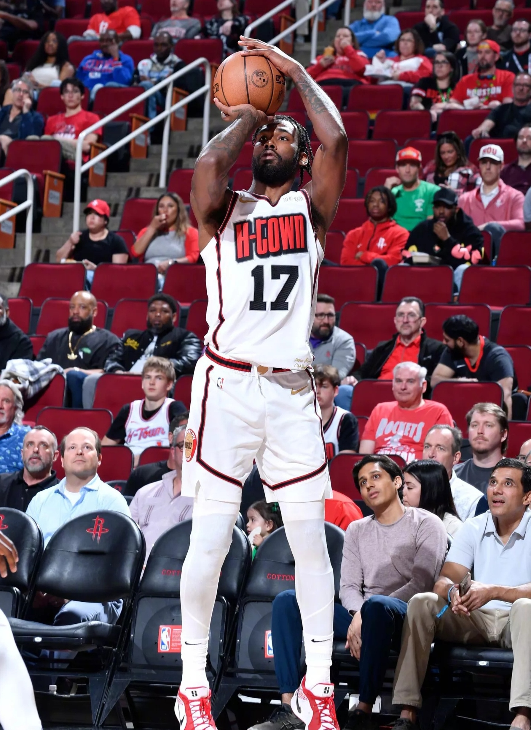 火箭球员表现出色