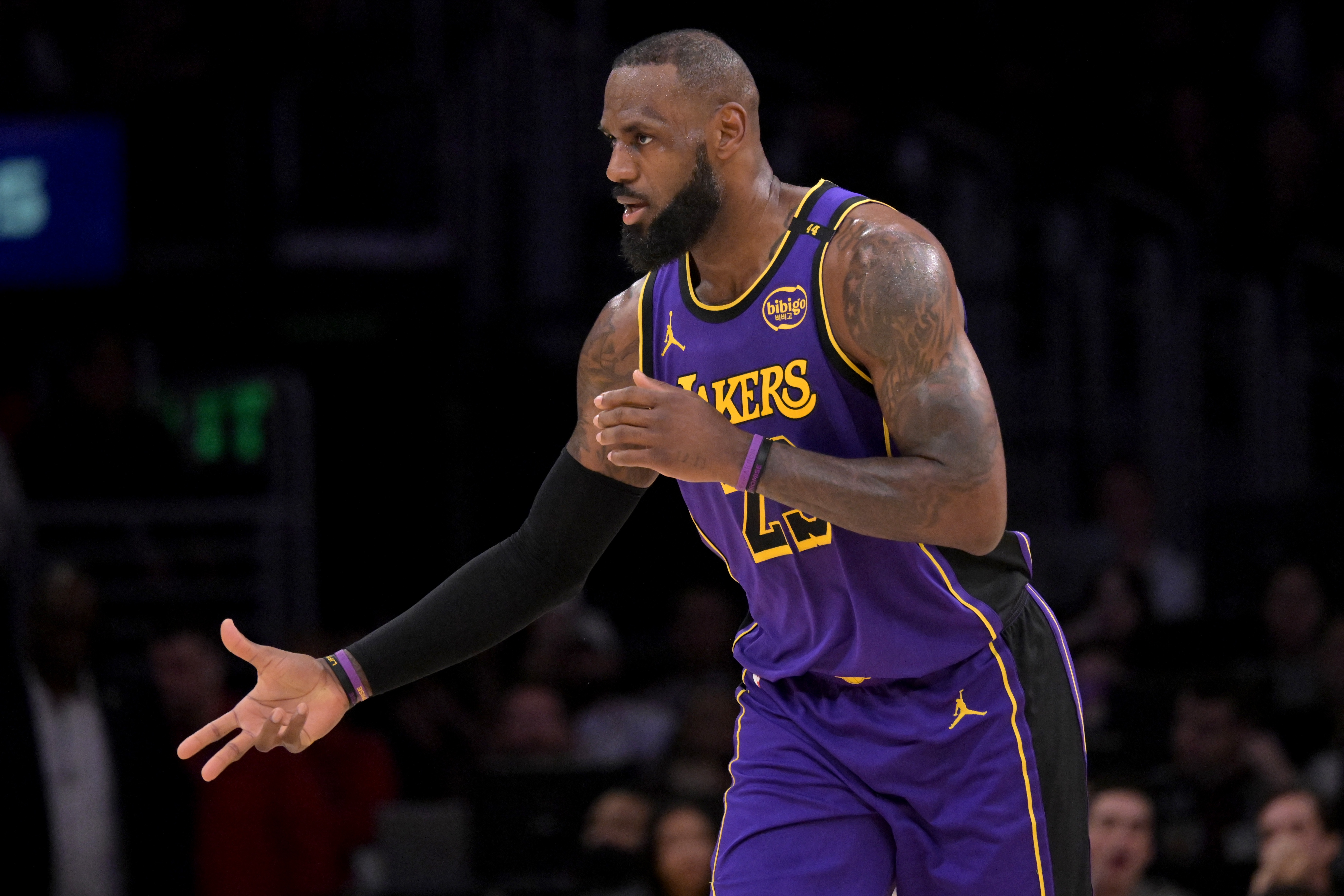 尼克斯客场击败骑士,取得两连胜 尼克斯客场击败骑士,取得两连胜