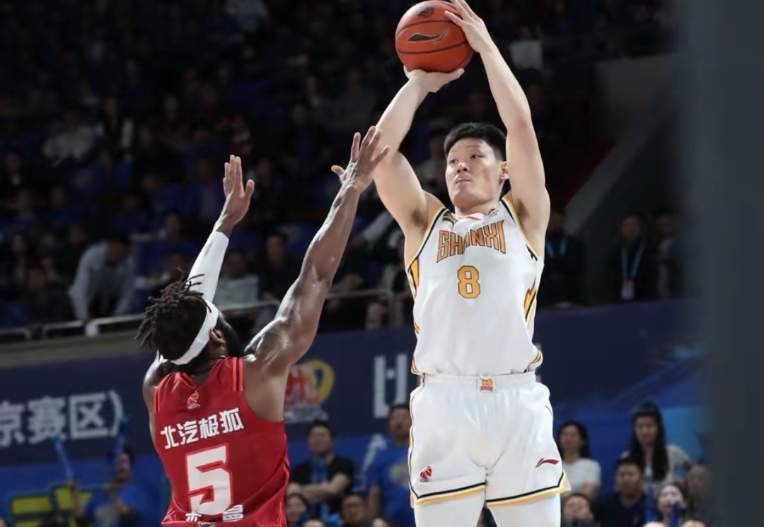 aoa体育官网-山西男篮大获胜利，率先晋级