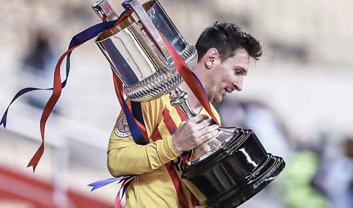 aoa体育培训-足球之战，狂欢早已悄然展开！