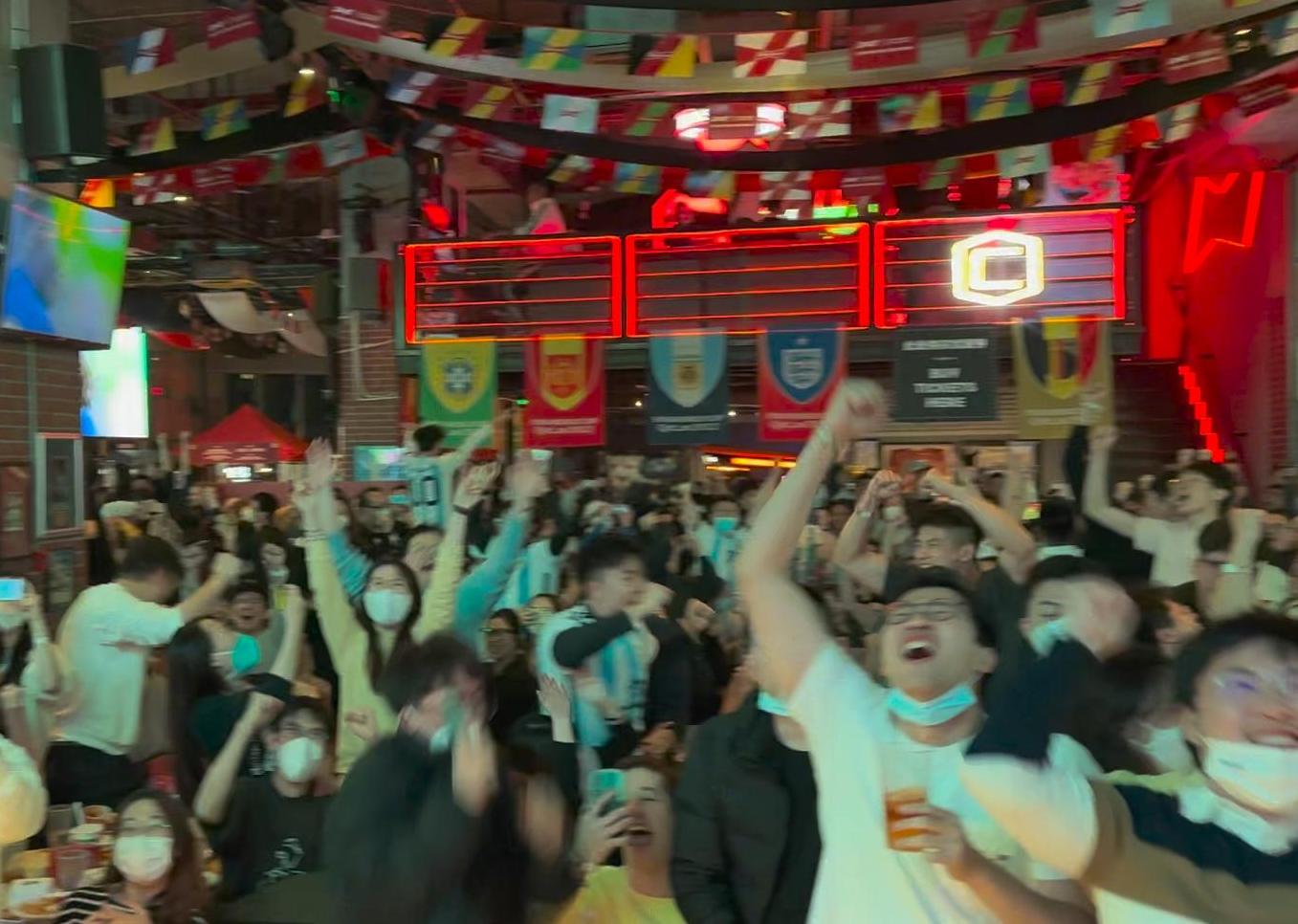 足球之战，狂欢早已悄然展开！