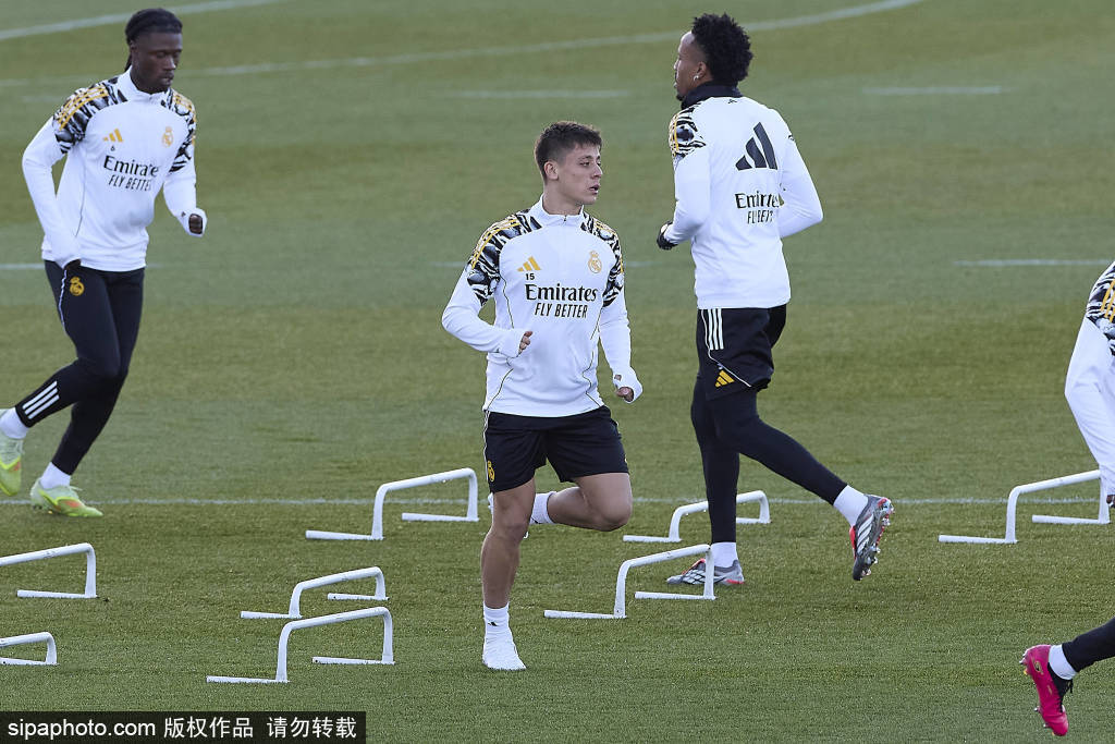 aoa体育新闻-皇家马德里主场轻松胜出